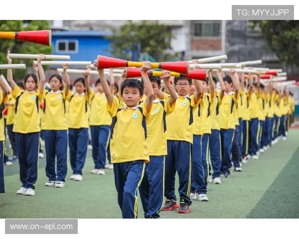 台山一中表演赛展示传统九人制，民俗体育焕发活力
