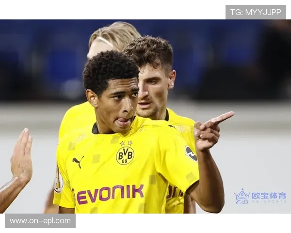 小将贝林厄姆的助攻：多特蒙德青春风暴的缩影